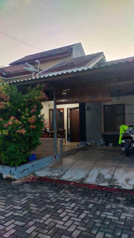 rumah second minimalis terawat di puri depok mas depok