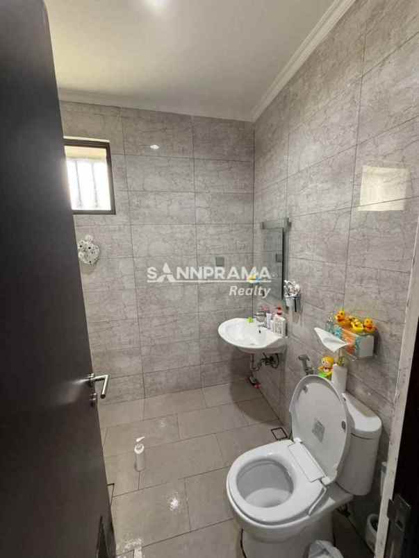 rumah second siap huni di sawangan depok