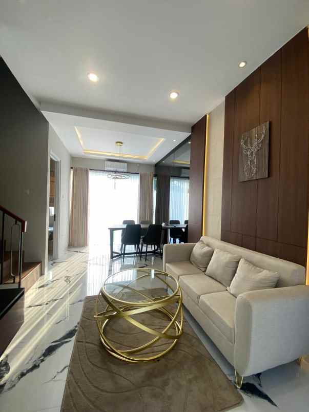 rumah siap huni 2 lantai di pamulang tangsel