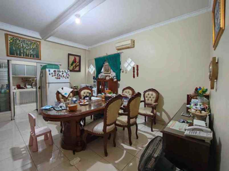 rumah siap huni 2 lantai di sukmajaya depok