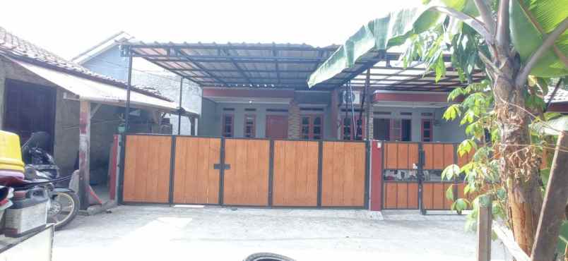 rumah siap huni bedahan sawangan depok bonus pagar