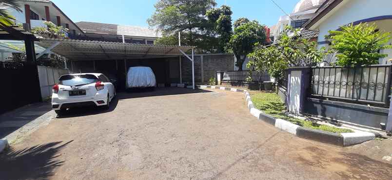 rumah siap huni di jalan tanjungsari antapani bandung