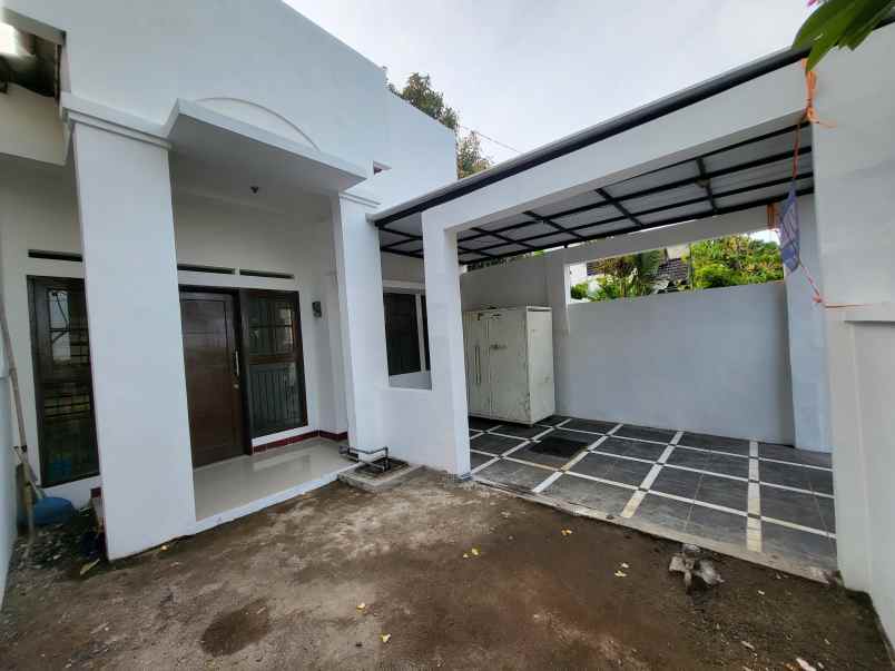 rumah siap huni di kawasan elite kawaluyaan indah