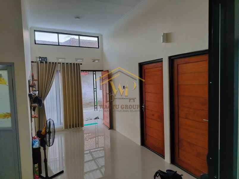 rumah siap huni second new dekat pasar gentan ngaglik