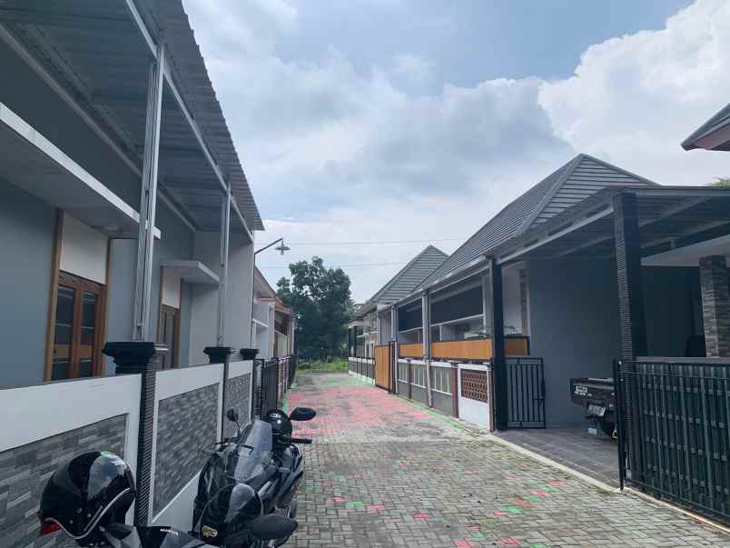 rumah siap huni tanah luas