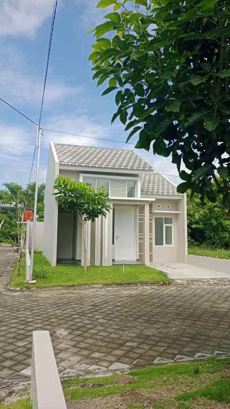 rumah syariah terlaris nyaman dan asri ponorogo