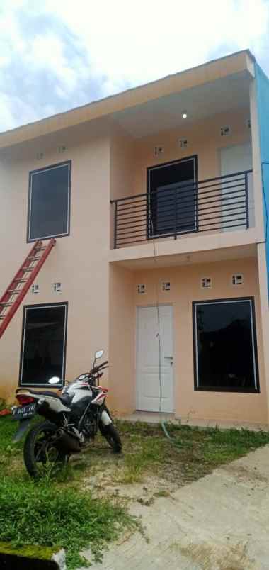 rumah unfurnished 2 lantai