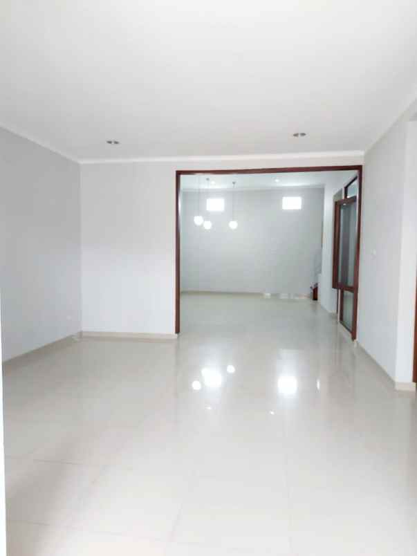 rumamh minimalis nyaman strategis di bandung siap huni