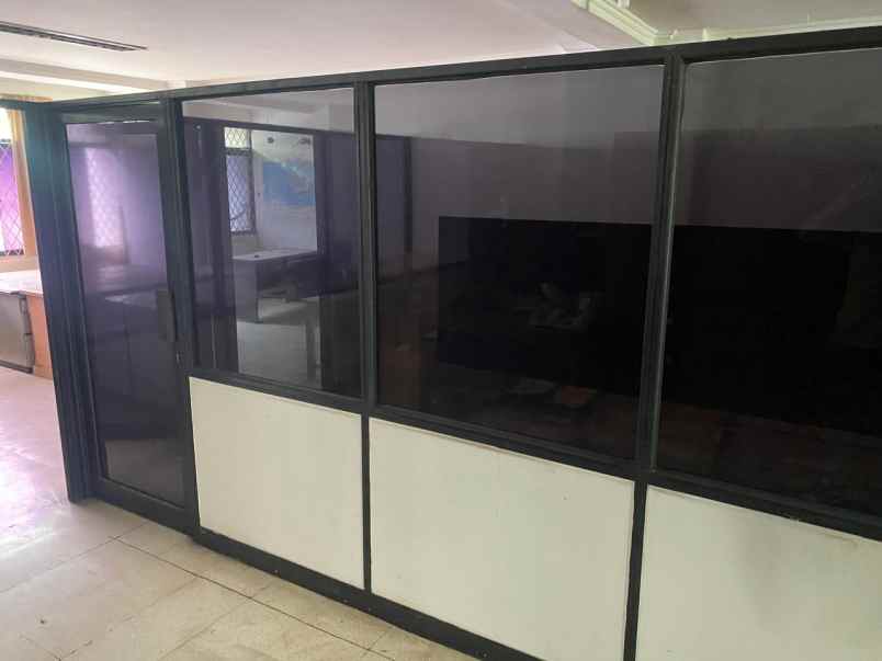 sewa ruko di cikini menteng jakarta pusat