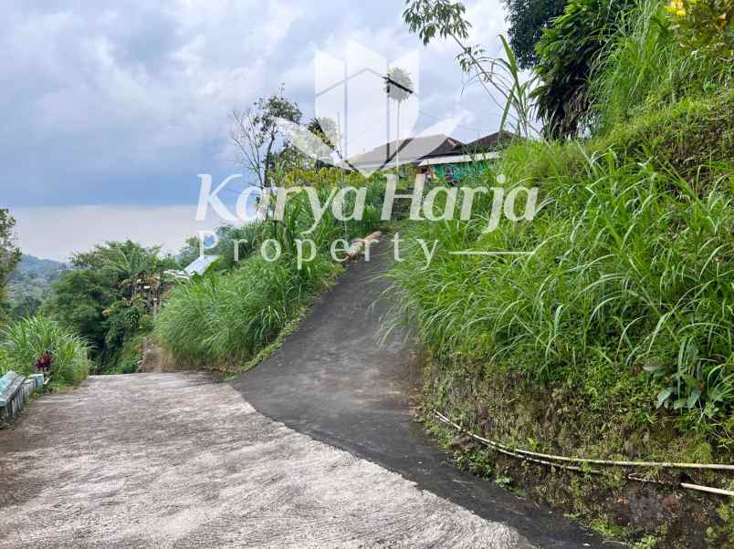 tanah view perbukitan kemuning karanganyar