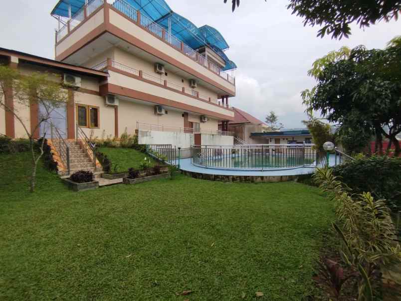 villa bilq cisarua puncak