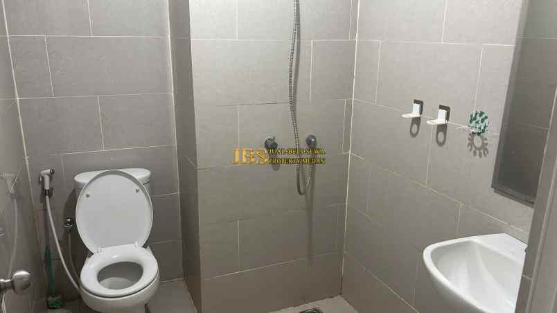 dijual apartemen apartemen podomoro city