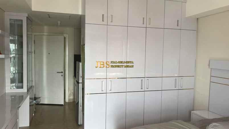 dijual apartemen apartemen podomoro city
