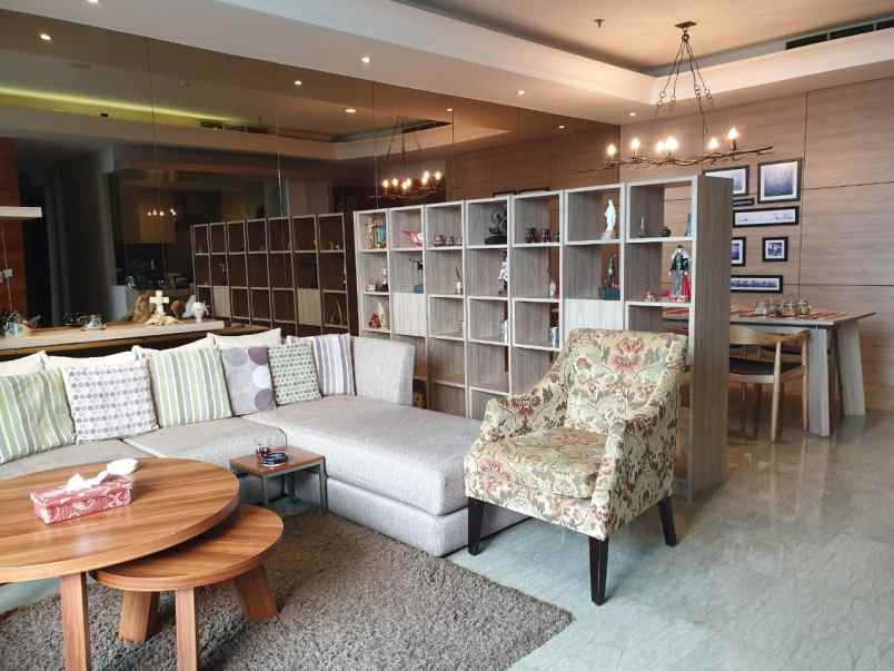 dijual apartemen dharmawangsa