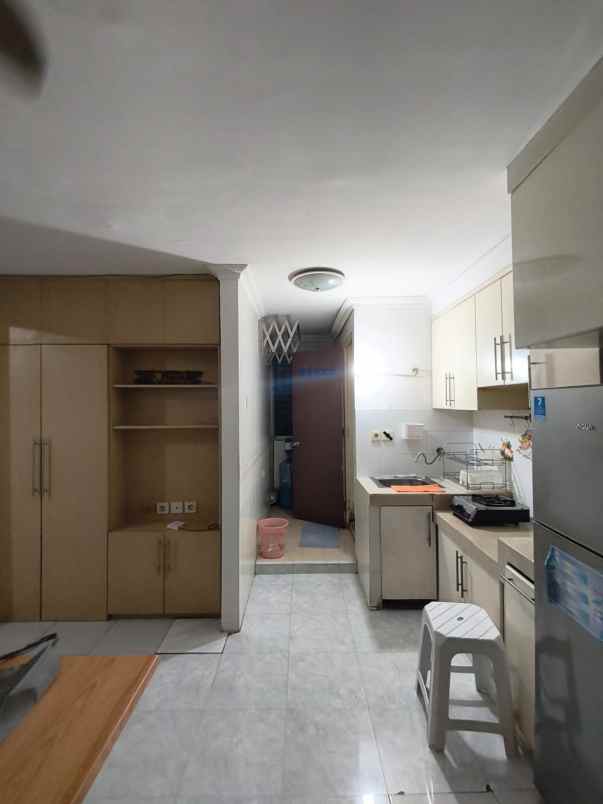 dijual apartemen jalan bulevar utara kelapa