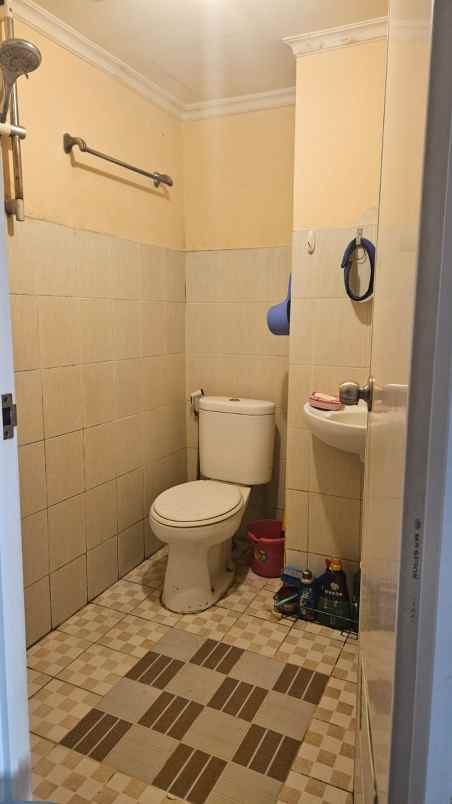 dijual apartemen puncak kertajaya