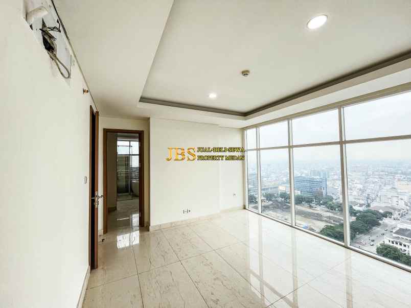 dijual apartemen the reiz condo jalan