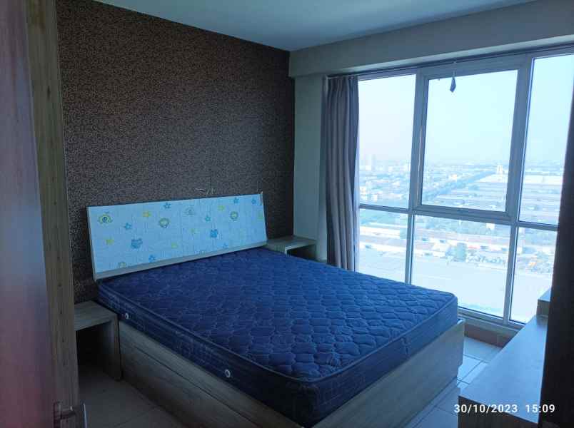 dijual cepat apartemen tifolia unit lantai atas nego