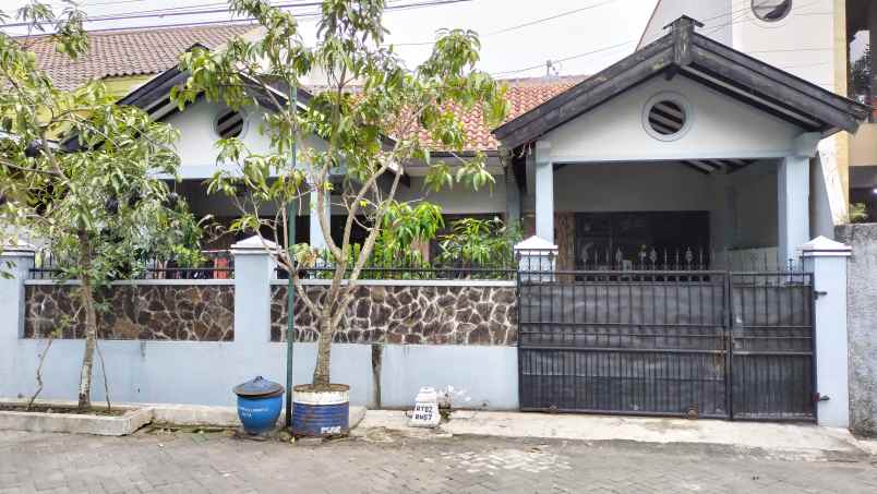 dijual cepat rumah di daerah sigura gura kota malang