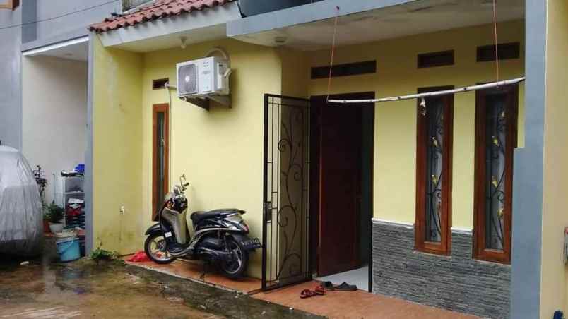 dijual cepat rumah mungil