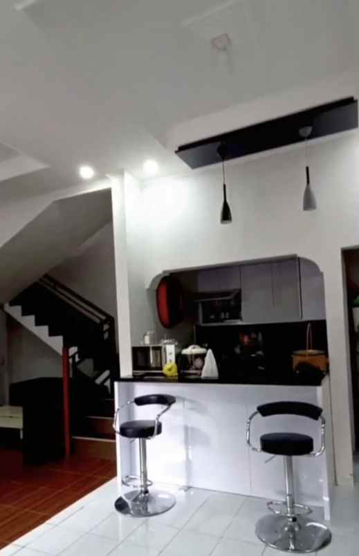 dijual cepat villa murah