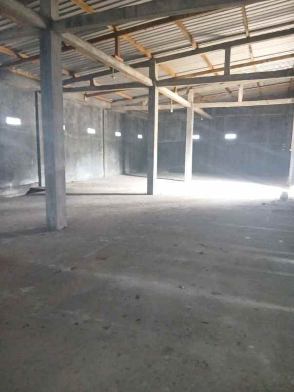 dijual disewakan ruko strategis