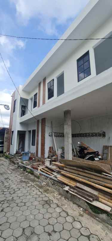 dijual kost condong catur