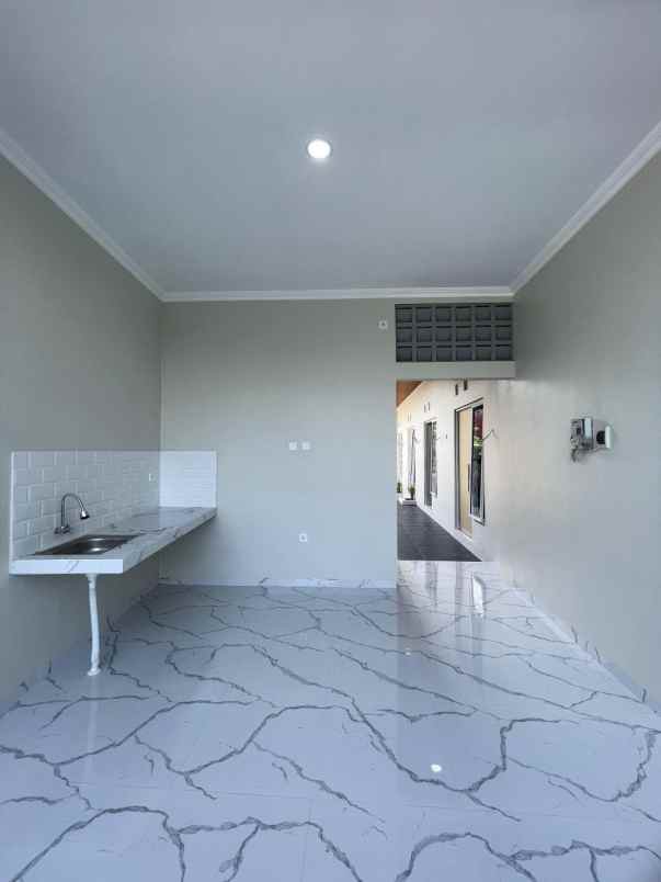 dijual kost jalan kaliurang km 13 5