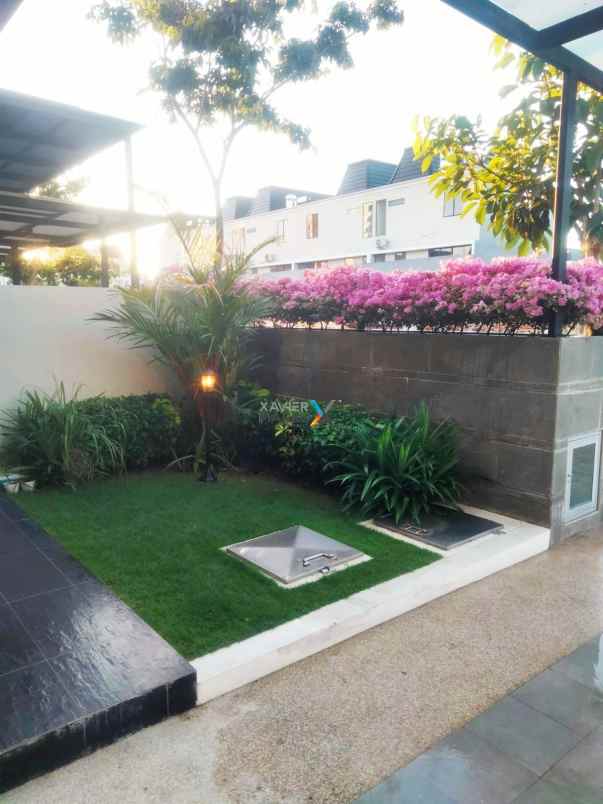 dijual rugi rumah full furnish grand kenjeran bagus