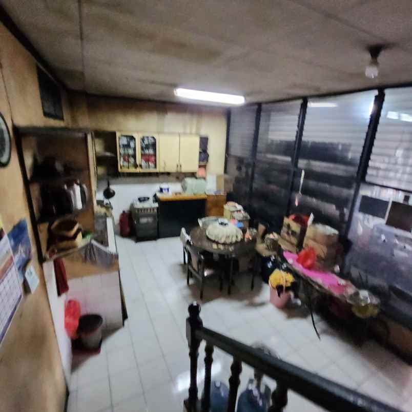 dijual ruko gandeng 4 lantai cempaka putih unit bagus