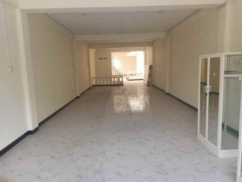 dijual ruko gudang kantor babatan pantai