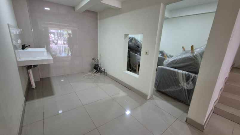 dijual ruko gudang kantor gading griya lestari