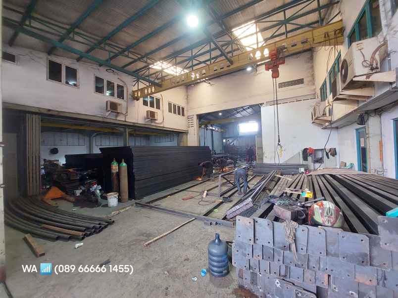 dijual ruko gudang kantor jalan raya salembaran