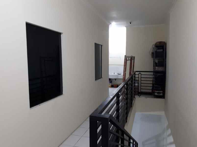 dijual ruko gudang kantor kalianak barat