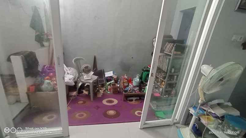 dijual rumah 2 lantai kebomas gresik