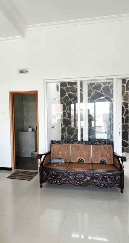 dijual rumah 2 lantai lokasi sawojajar 1 malang