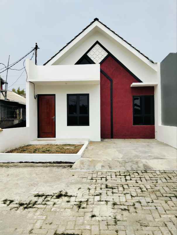 dijual rumah 3 menit st ka cilebut