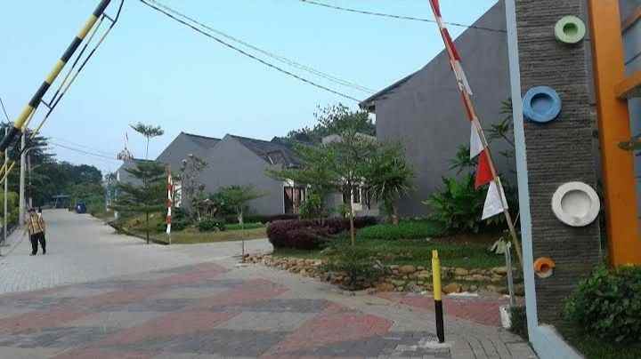 dijual rumah 3 menit st ka cilebut