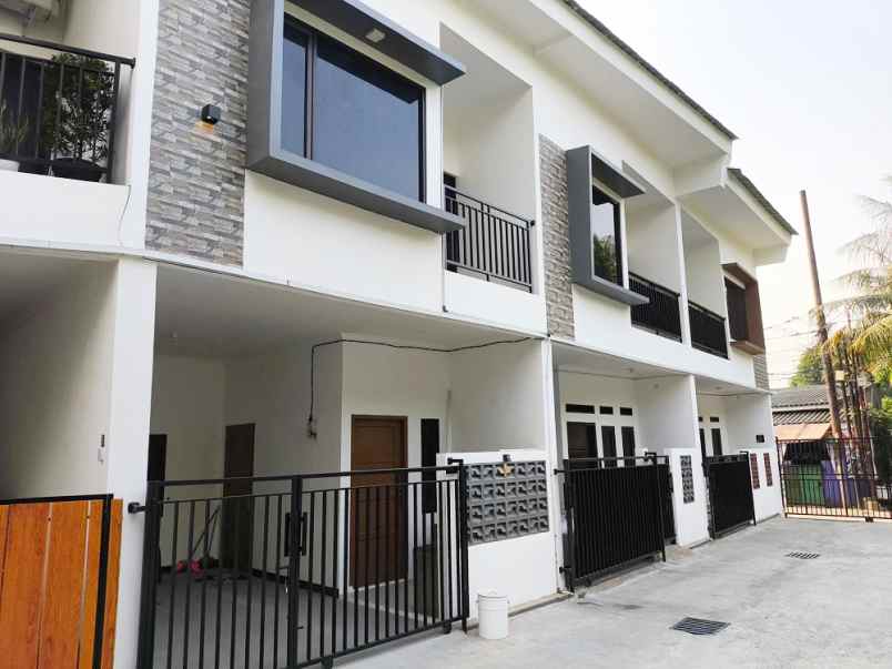 dijual rumah baru 2 lantai di cluster tiara 14 bintara