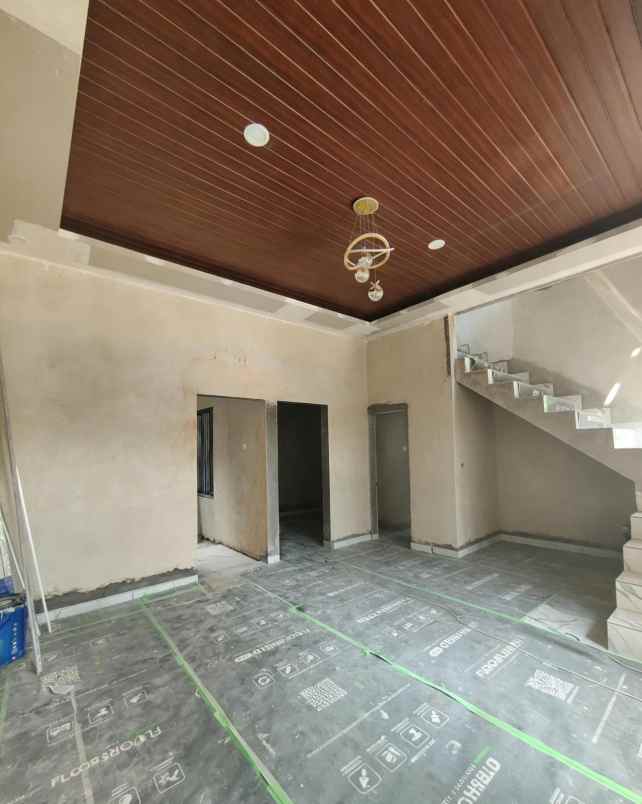 dijual rumah baru dalam cluster on progres