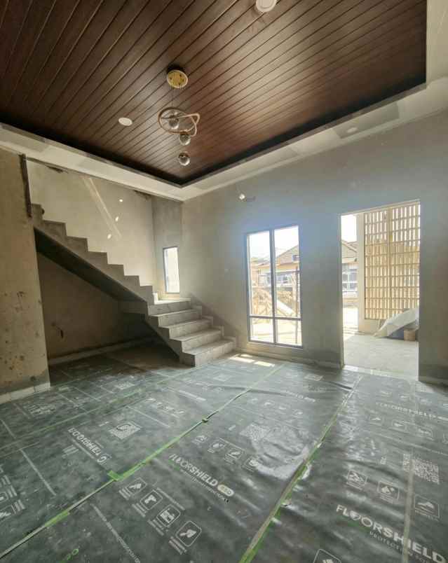 dijual rumah baru dalam cluster on progres