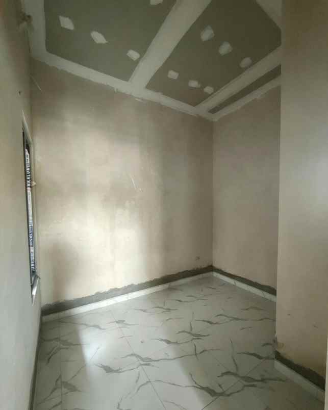 dijual rumah baru dalam cluster on progres