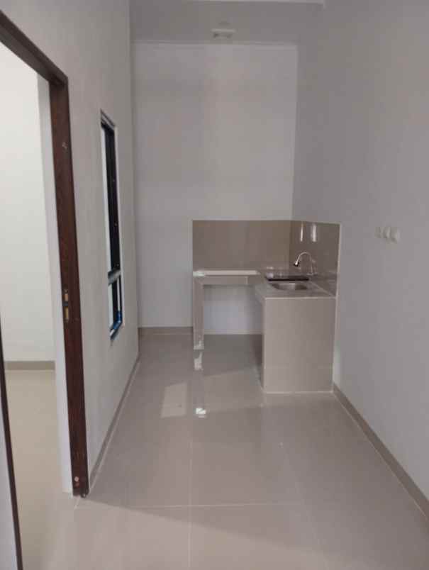 dijual rumah baru di harapan indah bekasi c1063