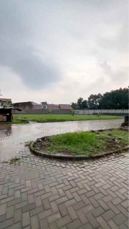 dijual rumah baru posisi hook daerah antapani