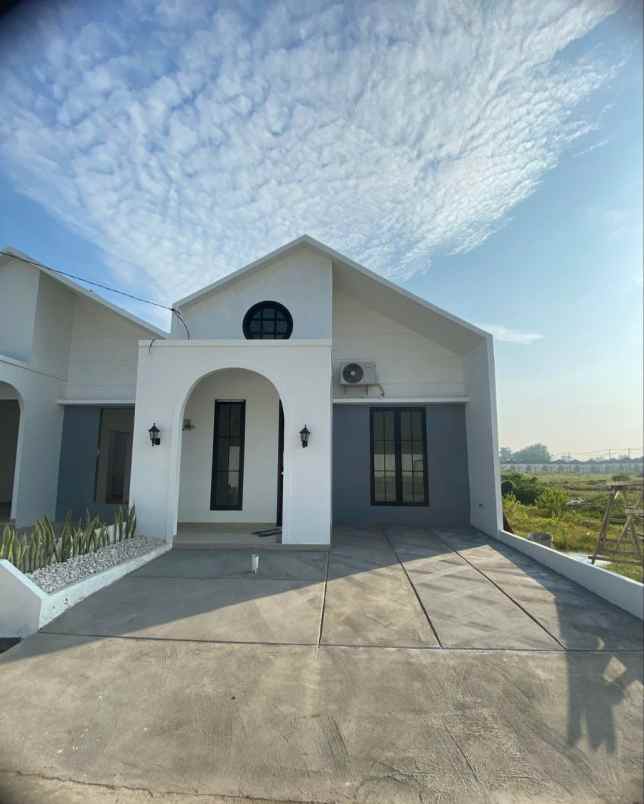 dijual rumah bengle