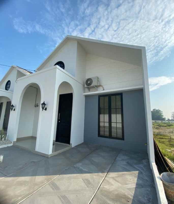 dijual rumah bengle