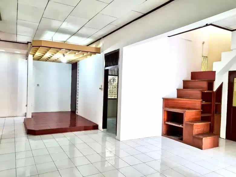 dijual rumah bintara jaya pondok kopi