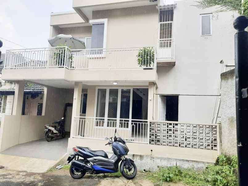 dijual rumah bintaro