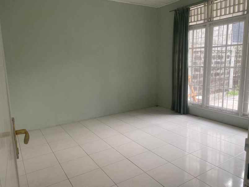 dijual rumah bintaro sektor 9