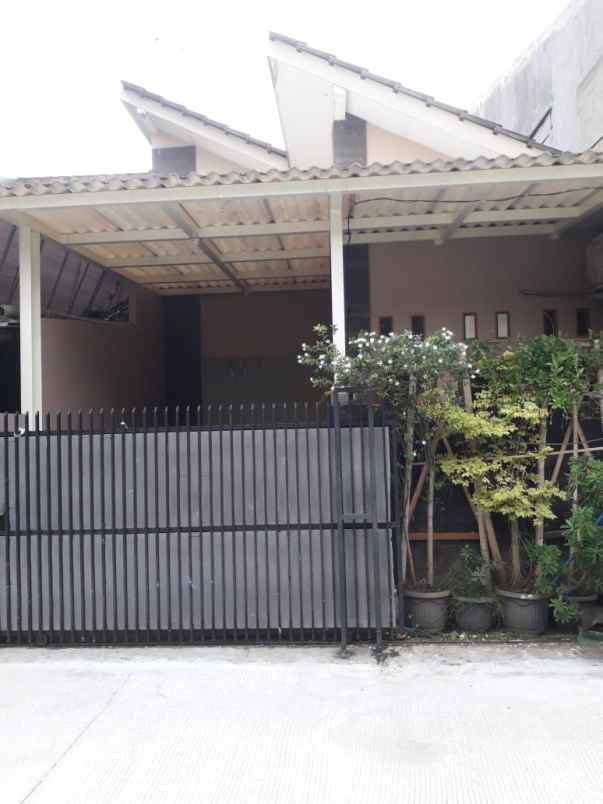 dijual rumah bojong kulur